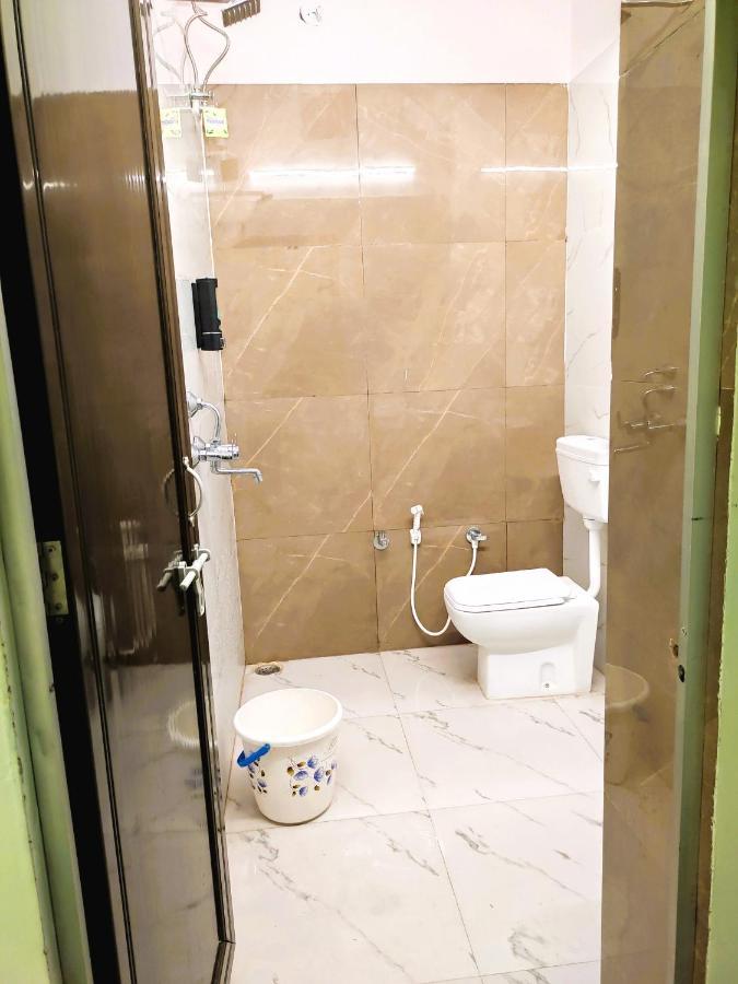 Yellow Homestay - Modern 2Bhk Ac Stay جبلبور المظهر الخارجي الصورة