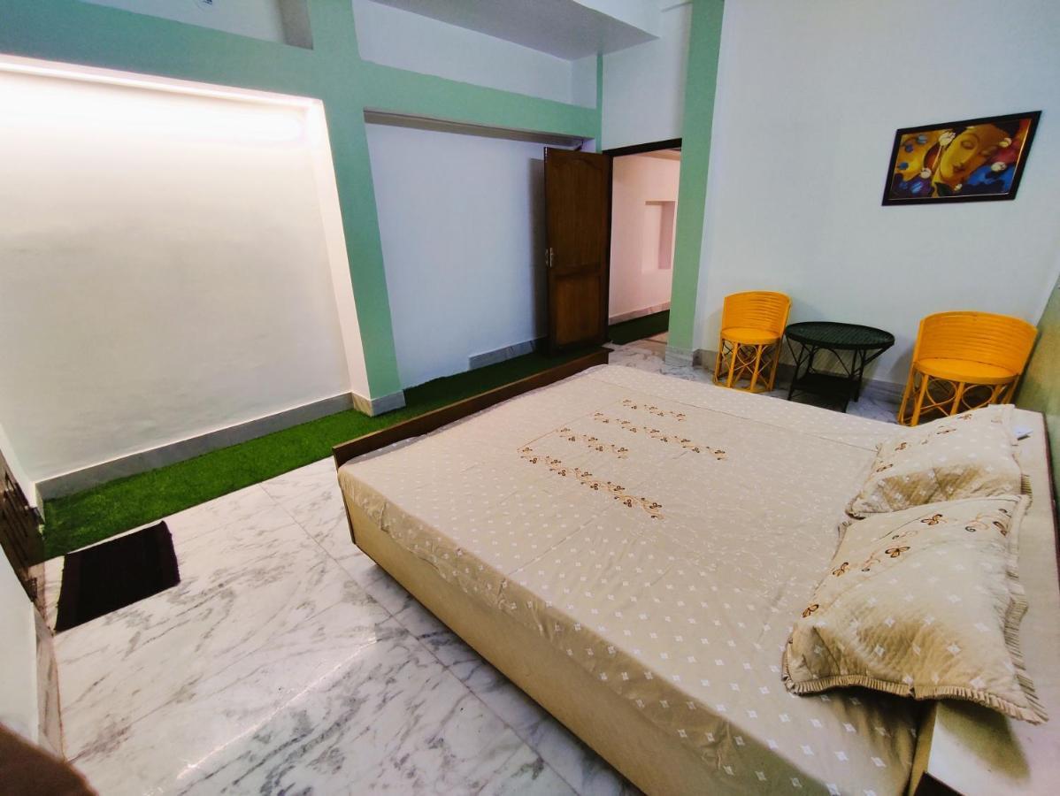 Yellow Homestay - Modern 2Bhk Ac Stay جبلبور المظهر الخارجي الصورة
